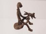 Zittend Ashanti figuur met dier Ghana (180530-04), Antiek en Kunst, Kunst | Niet-Westerse kunst, Ophalen of Verzenden
