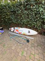 Mistral Shredder surfplank met 3 zeilen, Watersport en Boten, Windsurfen, Ophalen, 250 tot 300 cm, Met vin(nen), Complete set