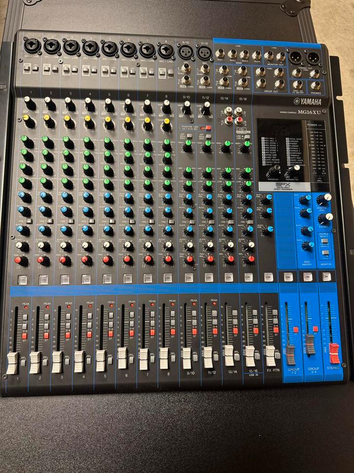 Yamaha MG16XU 16-kanaals Mengpaneel, Muziek en Instrumenten, Mengpanelen, Gebruikt, 10 tot 20 kanalen, Microfooningang, Ophalen of Verzenden