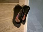 Pumps, Ophalen of Verzenden, Zo goed als nieuw, Zwart