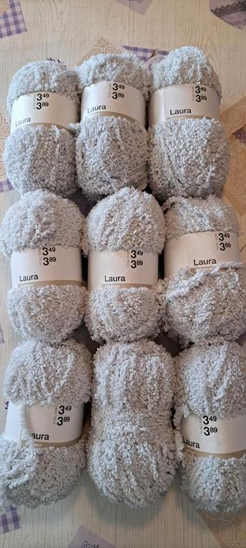 Laura Teddygaren - 9 Bollen Grijs beschikbaar voor biedingen