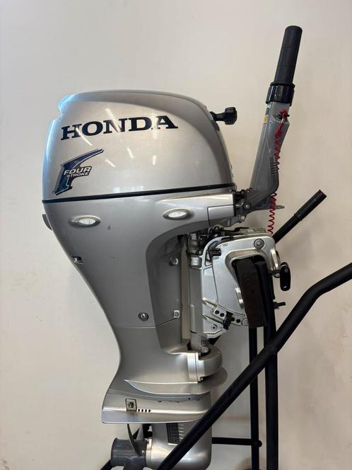 Honda 8pk 4-takt, Watersport en Boten, Buiten- en Binnenboordmotoren, Zo goed als nieuw, Benzine, 5 tot 10 pk, Ophalen