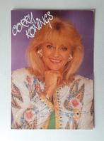 Gesigneerde Fotokaart Zangeres Corry Konings 15 x 10,5 cm, Ophalen, Foto of Kaart, Gesigneerd