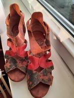 Nieuwe schoenen van THINK! mt 39, Think!, Nieuw, Ophalen of Verzenden, Schoenen met hoge hakken