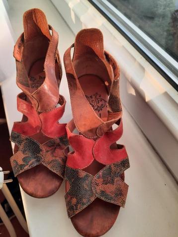 Nieuwe schoenen van THINK! mt 39 beschikbaar voor biedingen