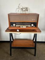 Vintage Radio met Meubel, Audio, Tv en Foto, Radio's, Ophalen, Gebruikt, Radio