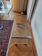 Gallotti Radice glazen dranktafel met zwenkwielen, Ophalen