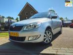 Skoda Fabia Combi 1.2 TSI Ambition, Cruisecontrol, Trekhaak,, Voorwielaandrijving, Euro 5, Metallic lak, Zwart