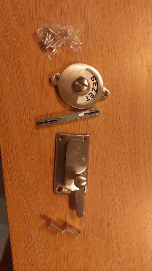 WC Slot met hendel en vrij-bezet plaat, mat nikkel, Huis en Inrichting, Overige Huis en Inrichting, Nieuw, Ophalen of Verzenden