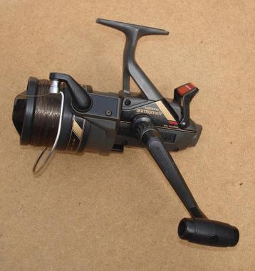 vintage karper molen Shimano 4500 baitrunner  beschikbaar voor biedingen