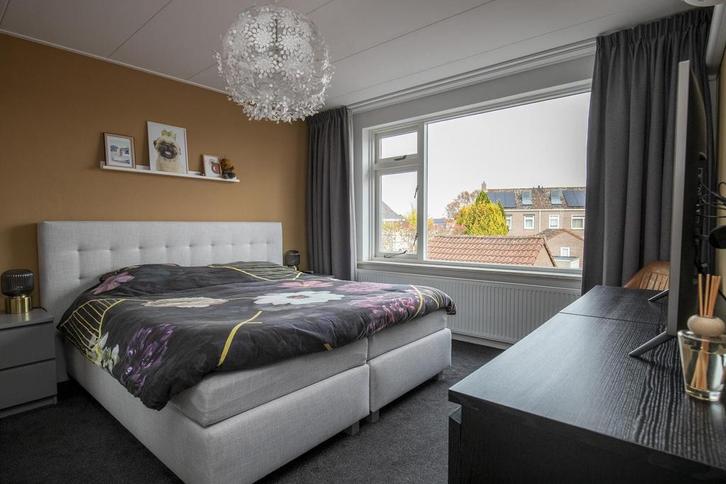 Luxe boxspring met topper!, Huis en Inrichting, Slaapkamer | Bedden, Gebruikt, Tweepersoons, 180 cm, 200 cm, Stof, Grijs, Ophalen