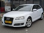 Audi A3 Sportback 1.2 TFSI Attraction Advance, Gebruikt, 4 cilinders, Wit, 19 km/l