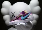 Nike Blazer Low Sacai KAWS ‘Purple Dust’ maat 44 AFGEPRIJSD!, Overige kleuren, Verzenden, Nieuw, Sneakers of Gympen