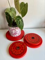 Vintage 4 Arabia FINEL Emaille Onderzetter Rood R.Uosikkinen, Antiek en Kunst, Antiek | Emaille, Ophalen of Verzenden