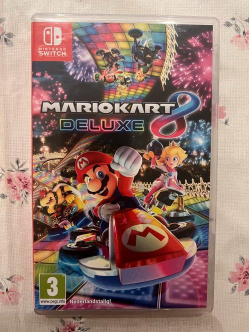Mario Kart 8 Deluxe - Nintendo Switch, Spelcomputers en Games, Games | Nintendo Switch, Zo goed als nieuw, Racen en Vliegen, 3 spelers of meer