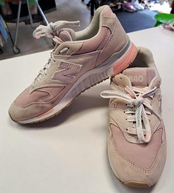New Balance sneakers 840 pastel roze maat 37 artnr 49348 beschikbaar voor biedingen