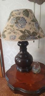 Mooie lampenkap met zware voet., Huis en Inrichting, Lampen | Tafellampen, Ophalen of Verzenden, Zo goed als nieuw, Minder dan 50 cm