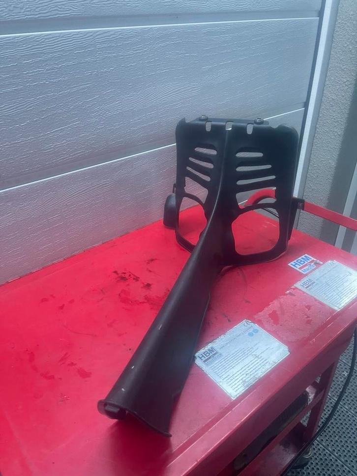 Gilera Fuoco 500 - Radiator Kap (Achter Radiateur), Fietsen en Brommers, Brommeronderdelen | Algemeen, Gebruikt, Kap, Ophalen of Verzenden