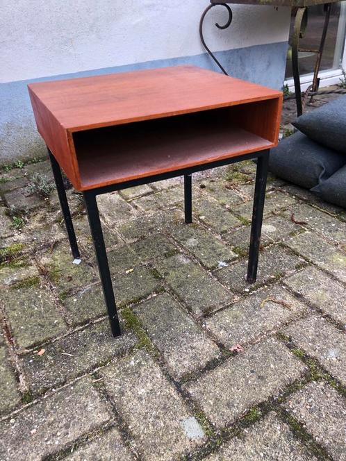 Teak fineer vintage retro midcentury nacht kastje jaren, Verzamelen, Retro, Huis en Inrichting, Ophalen of Verzenden