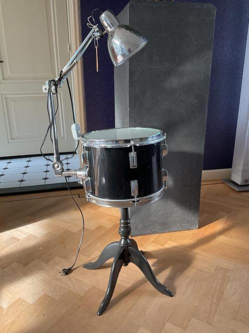 Tafeltje met leeslamp, Huis en Inrichting, Tafels | Bijzettafels, Zo goed als nieuw, Rond, Minder dan 55 cm, Hout, Ophalen