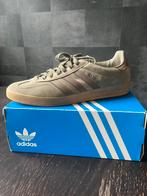 Adidas 45, Ophalen of Verzenden, Zo goed als nieuw, Overige kleuren