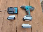 Makita Boormachine + 3 accu's, Doe-het-zelf en Verbouw, Gereedschap | Boormachines, Ophalen of Verzenden, Zo goed als nieuw, 600 watt of meer