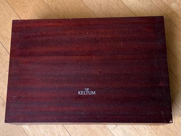 Keltum Besteklade van Hout – Met 2 Lagen beschikbaar voor biedingen