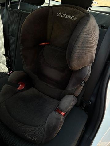 Maxi Cosi autostoel stoelverhoger beschikbaar voor biedingen