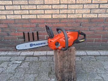 Husqvarna 120i accu kettingzaag 30cm – 2019 – nette staat beschikbaar voor biedingen