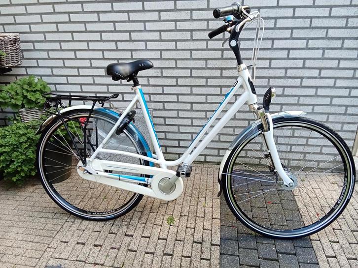 Batavus"Fuego" damesfiets-28 inch-7versnellingen-nieuwstaat, Fietsen en Brommers, Fietsen | Dames | Damesfietsen, Zo goed als nieuw