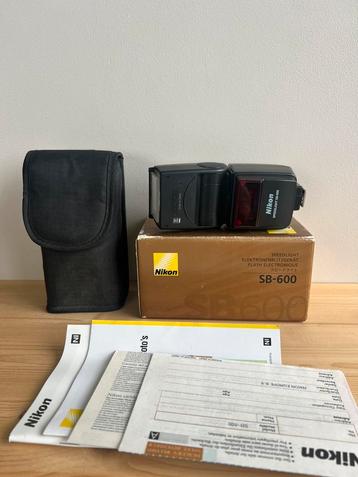 Nikon Speedlight SB-600 beschikbaar voor biedingen