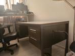 Tijdloos bureau met hele diepe laden, Huis en Inrichting, Bureaus, Ophalen, Zo goed als nieuw, Bureau