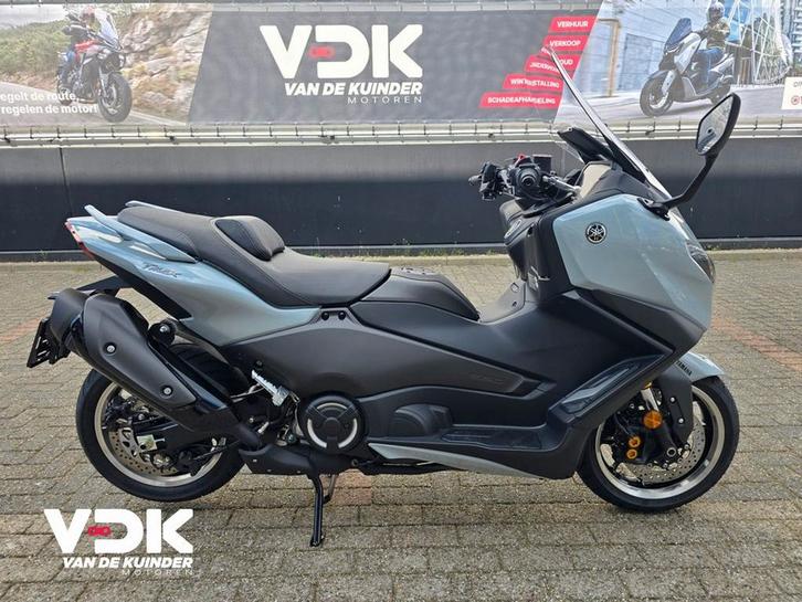 Yamaha TMAX TECH MAX 560 (bj 2026), Motoren, Motoren | Yamaha, Bedrijf, Scooter, meer dan 35 kW, 3 cilinders, Minimaal motorrijbewijs A2