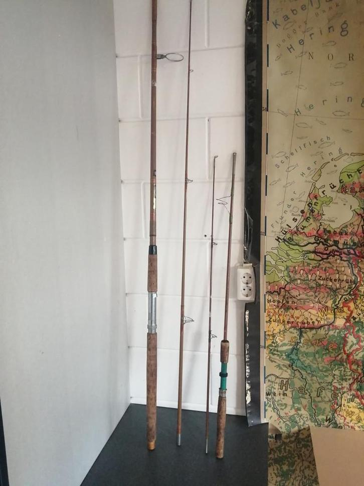 2 OUDE VINTAGE HENGELS 180 EN 280 CM IN GOEDE STAAT, Watersport en Boten, Hengelsport | Algemeen, Gebruikt, Werphengel, Ophalen of Verzenden