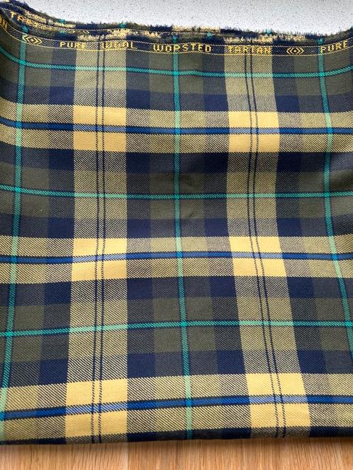 Schotse ruit, tartan , puur wol stoffen lap , 150cm x 145cm, Hobby en Vrije tijd, Stoffen en Lappen, Nieuw, Wol, 120 cm of meer