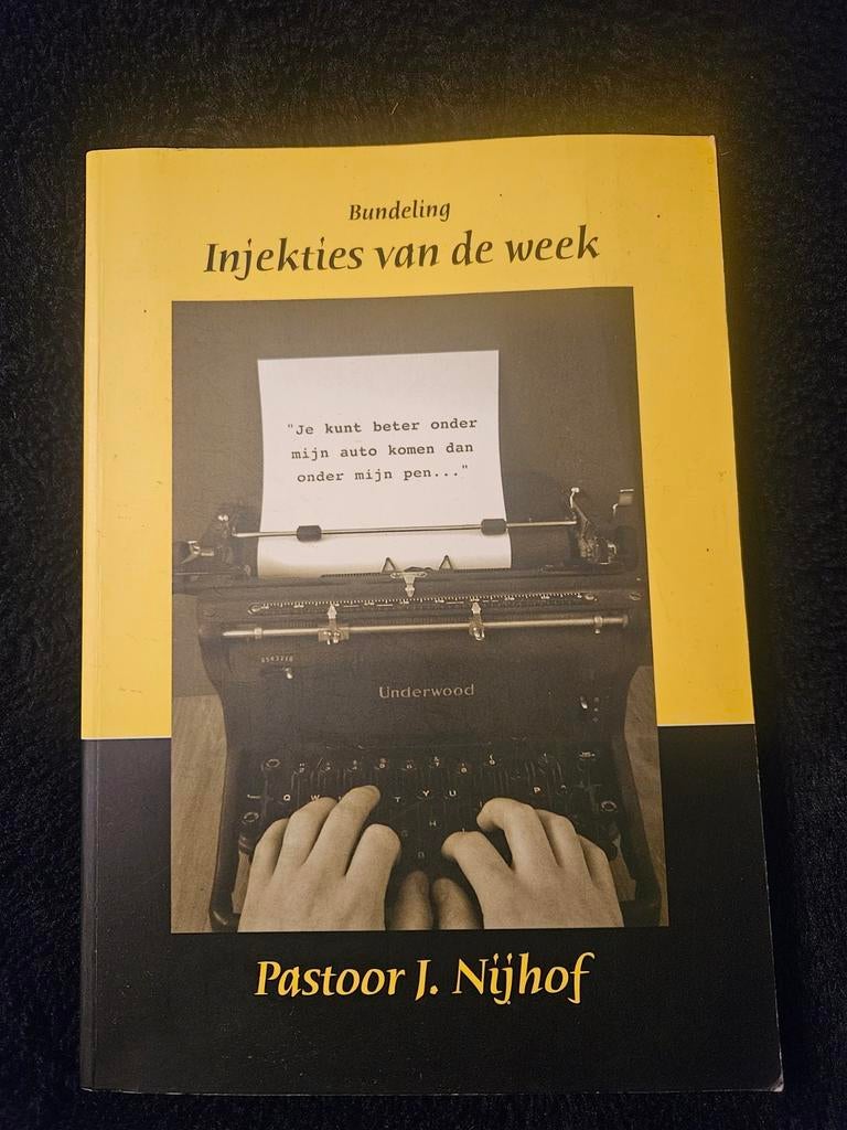 Injekties van de week - Pastoor J. Nijhof, Ophalen of Verzenden, Gelezen, Pastoor J. Nijhof, Nederland