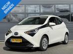 TOYOTA AYGO 1.0 VVT-I X-PLAY LIMITED I APPLE CARPLAY I ACHTE, Voorwielaandrijving, Stof, Gebruikt, Met garantie (alle)