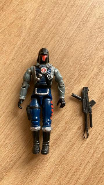 G.I. Joe & Cobra Interrogator + geweer. beschikbaar voor biedingen