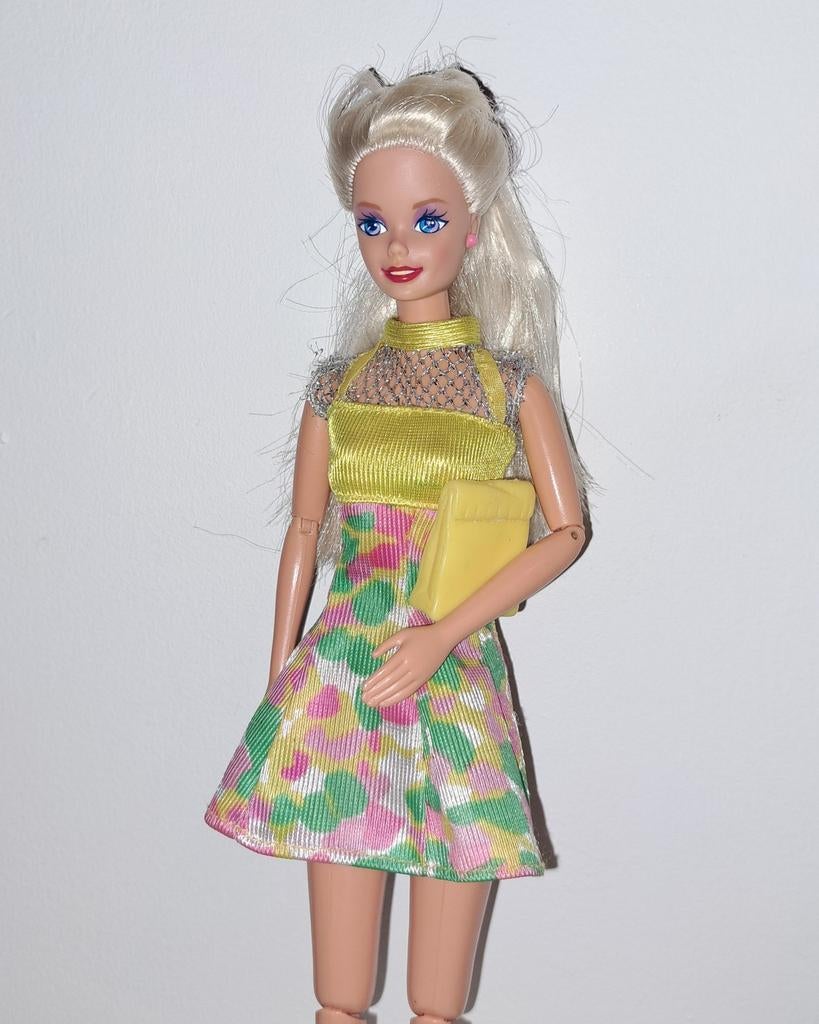 Zomer outfit met tas voor sindy barbie fleur excl pop, Ophalen of Verzenden, Gebruikt, Kleertjes