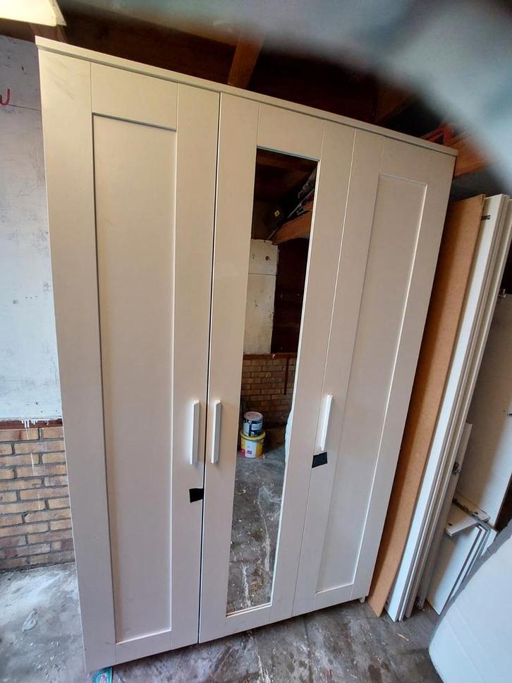 Ikea kledingkast met spiegel - 3 deurs, Huis en Inrichting, Kasten | Kledingkasten, Gebruikt, 150 tot 200 cm, 100 tot 150 cm, 50 tot 75 cm