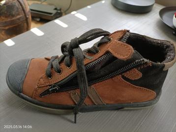 Sneakers jongen beschikbaar voor biedingen