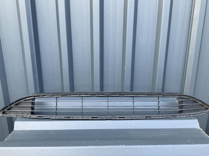 Bumper grill Toyota Prius 2016-2018 53112-47240 Rooster TO-2, Auto diversen, Tuning en Styling, Ophalen of Verzenden