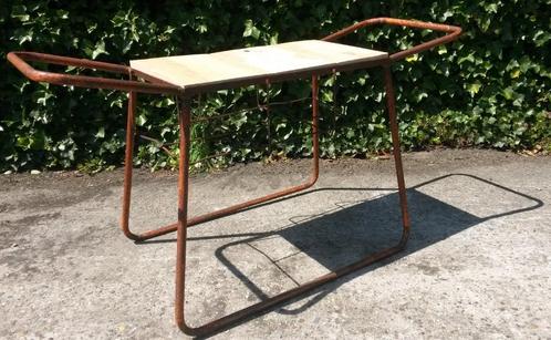Boomgaardslee oranje voor plantjes en vogelvoer oranje, Tuin en Terras, Bloembakken en Plantenbakken, Gebruikt, Metaal, Tuin, Ophalen