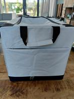 Kleine nieuwe reisbench aangeboden . Nauwelijks gebruikt., Dieren en Toebehoren, Ophalen of Verzenden, Zo goed als nieuw