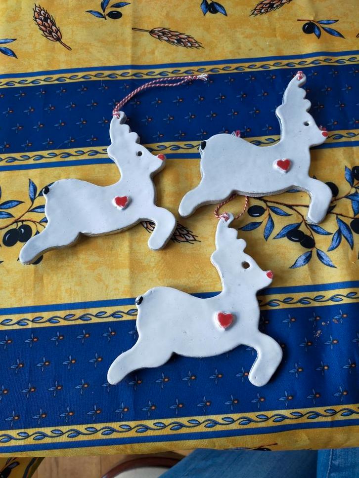 Aardewerk Rendieren Kersthangers - Brocante, €3.- per stuk., Diversen, Kerst, Gebruikt, Ophalen of Verzenden
