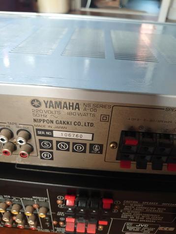 Yamaha AV-05 versterker en JVC AX-V6 versterker. Defect beschikbaar voor biedingen