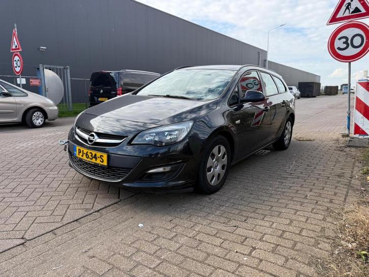 Opel Astra Sports Tourer 1.3 CDTi S/S Cosmo, Auto's, Opel, Bedrijf, Te koop, Astra, ABS, Airbags, Airconditioning, Boordcomputer