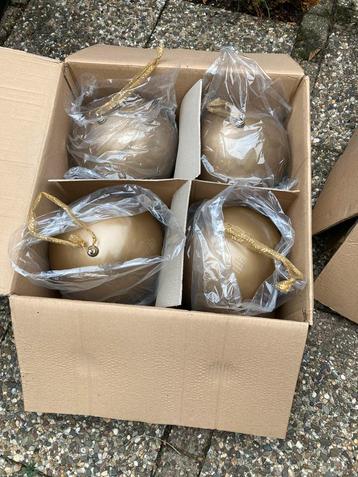 Hele grote donker gouden kerstballen xxxxl 30cm 11 stuks beschikbaar voor biedingen