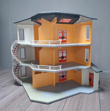 Playmobil Modern Woonhuis 9266 + 6554 beschikbaar voor biedingen