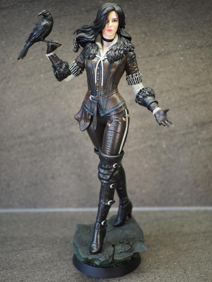 Resin Beeld Yennefer uit The Witcher 3 36cm, Verzamelen, Poppetjes en Figuurtjes, Nieuw, Ophalen of Verzenden